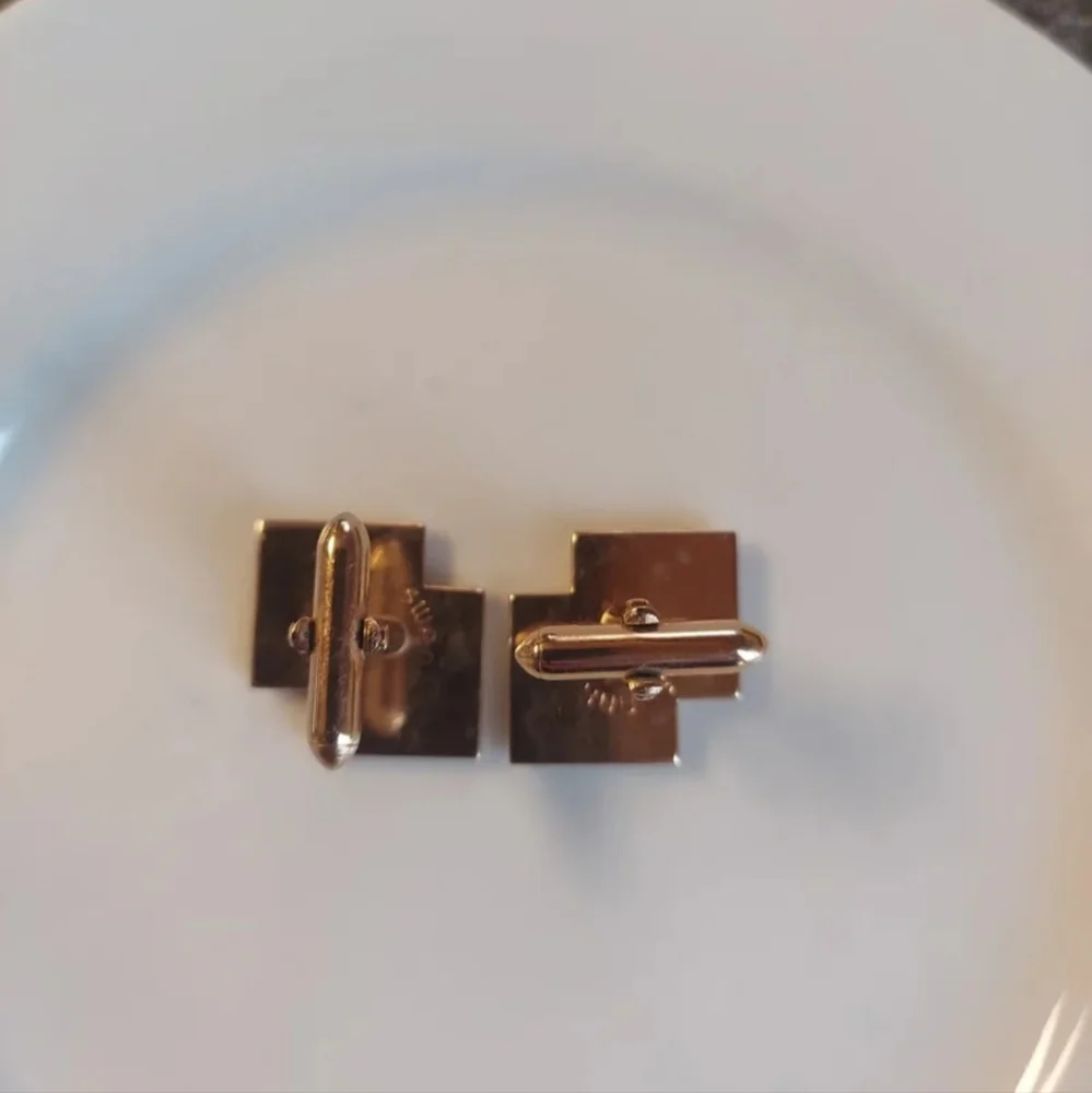 SWANK vintage goldtone
